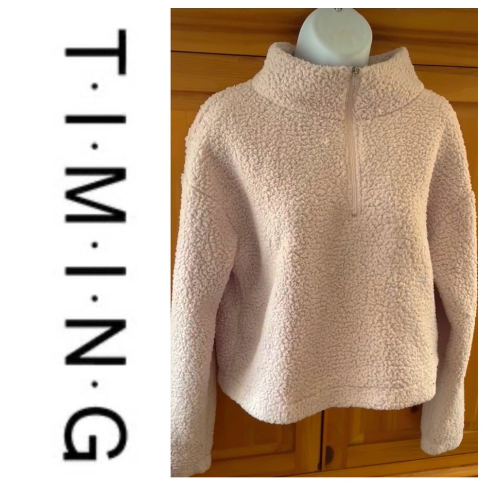 Pink Fleece Sweater ππ©· - Picture 3 of 12